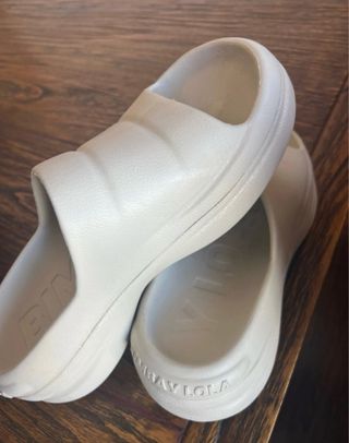 Chanclas Bimba y Lola Beige