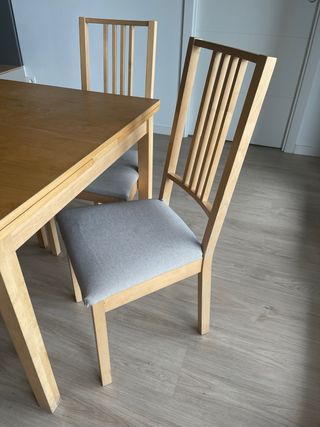 Mesa comedor extensible + 4 sillas