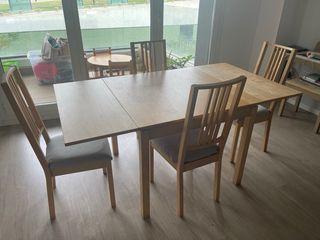 Mesa comedor extensible + 4 sillas