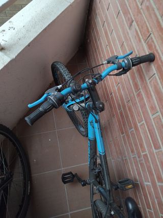 Bicicleta infantil azul