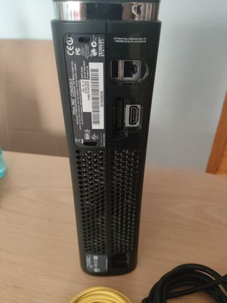 Xbox 360 120GB nera+FIFA2012+PES20 con accessori