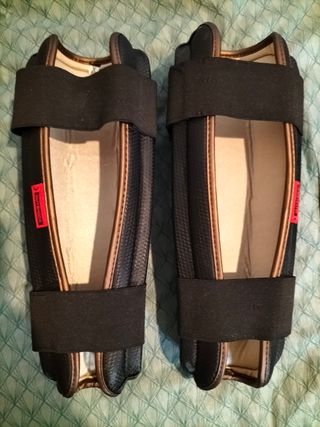 Paratibie Decathlon Outshock