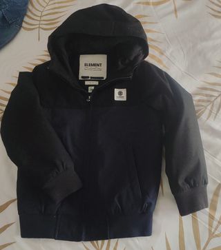 Chaqueta niño Element Talla XS Negra. 
