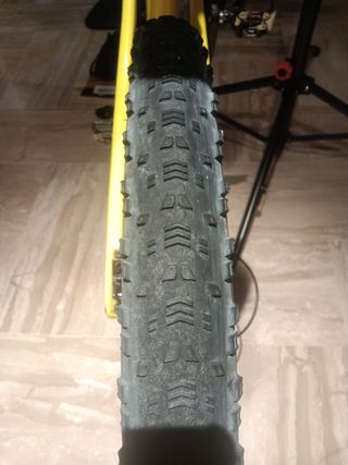 Maxxis Aspen 29 x 2.40" WT 120 TPI EXO TR Cubierta