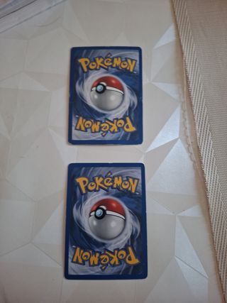 Carte Pokemon Pikachu e Omanyte