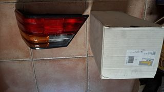 MERCEDES BENZ W124. PILOTO TRASERO DERECHO. 