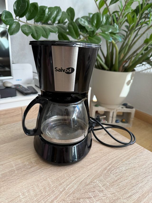 Cafetera Saivod Negra