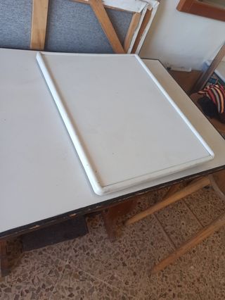 Mesita auxiliar plegable blanca