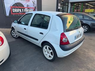 Renault Clio 2002