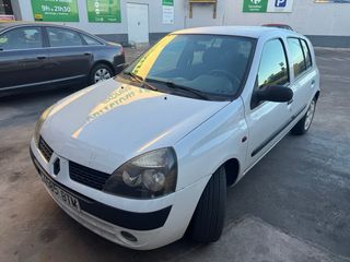 Renault Clio 2002