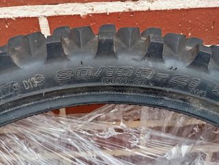 Rueda Moto 80/100-21 marcaSHINKO