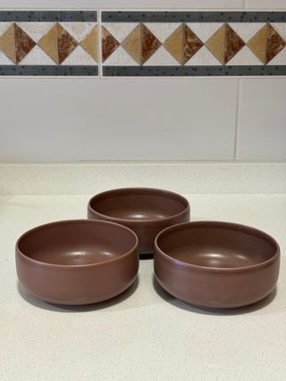 Set di 3 ciotole marroni