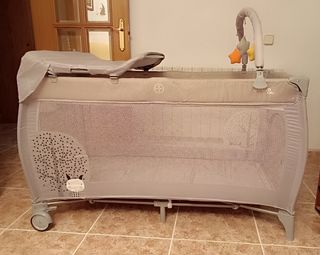 Cuna de viaje conejito gris