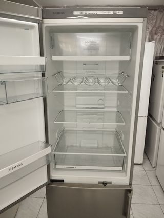 NEVERA MARCA SIEMENS 