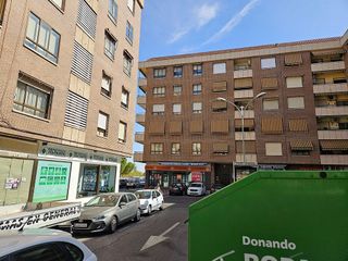 Local comercial en alquiler en Santa Bárbara en Toledo