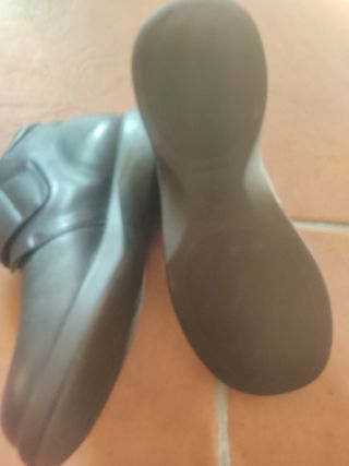 Botines piel niña talla 35 sin estrenar