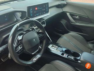 Peugeot 2008 GT Puretech 130 S&S EAT8