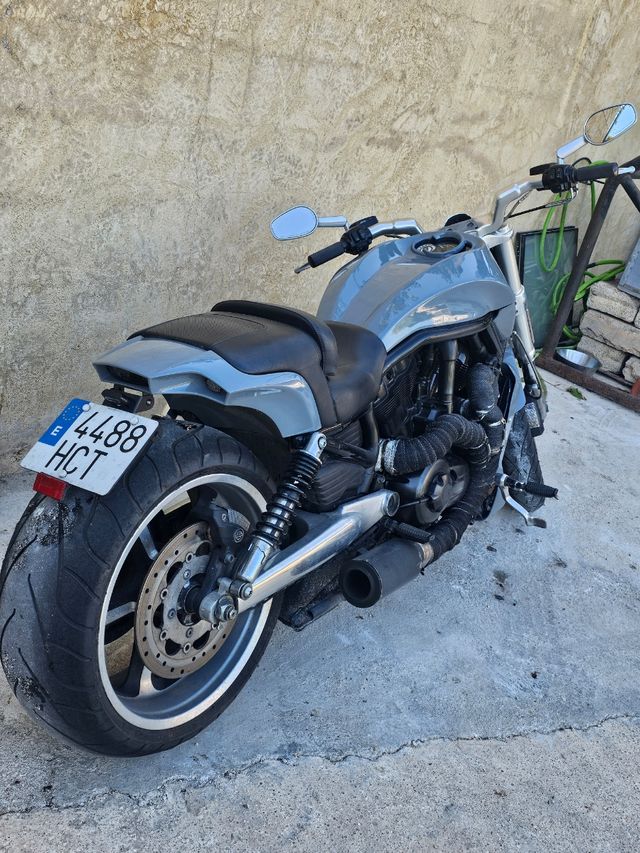 Harley Davidson V-Rod Muscle