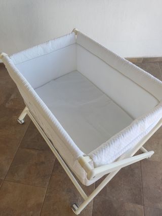 Minicuna plegable blanca