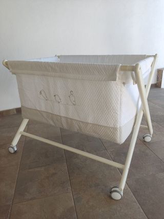 Minicuna plegable blanca
