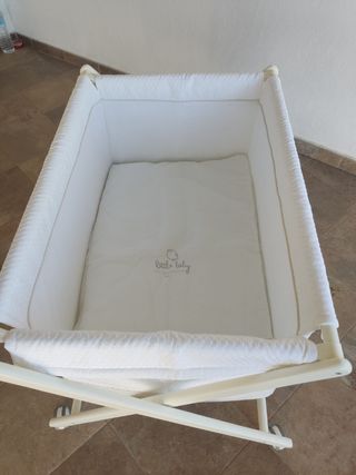 Minicuna plegable blanca