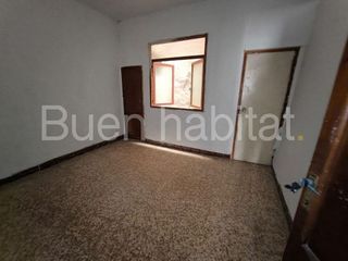 Chalet en venta en Alcora, l´