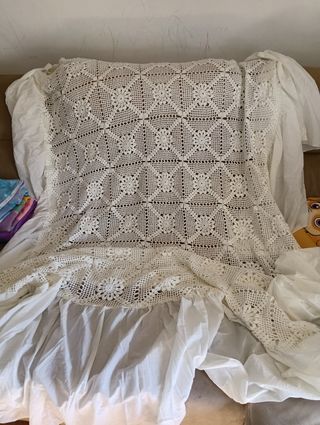 Colcha de ganchillo vintage color blanco