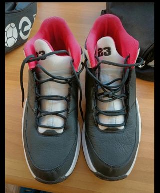 Nike Jordan Max Aura 44