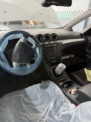 Ford S-MAX 2013