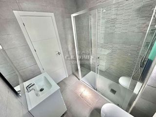 Piso en alquiler en Reyes en Parla