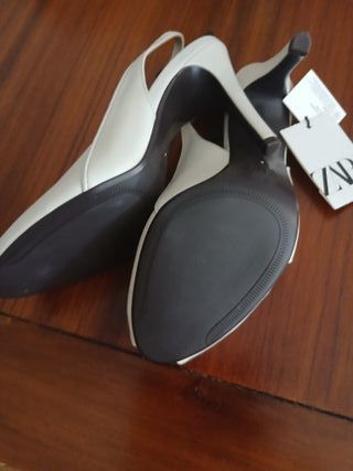 Sandalias Zara Piel Abiertas Blancas