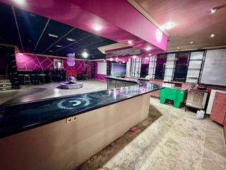 Local comercial en venta en Valdepeñas