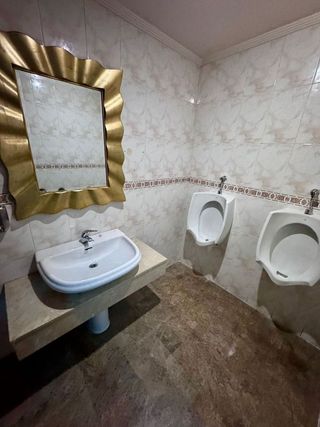 Local comercial en venta en Valdepeñas