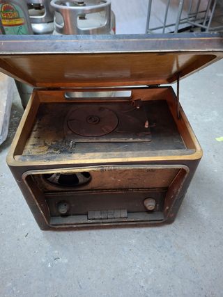 Radio antigua para restaurar