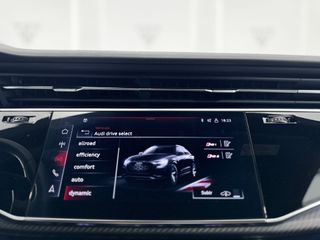 Audi RSQ8 4.0 TFSI 600cvQuattro