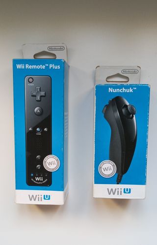 Nintendo Wii Remote Plus y Nunchuk