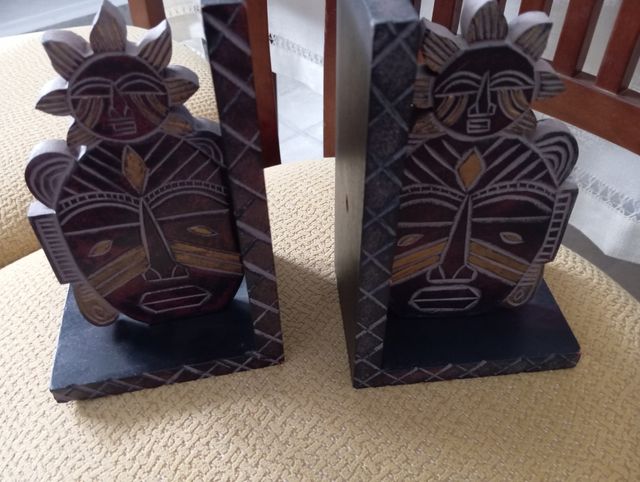 Pareja Sujetalibros Máscaras Africanas