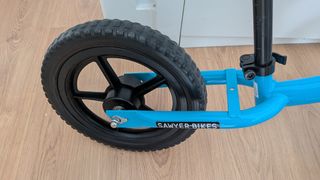 Bicicleta sin pedales Sawyer azul