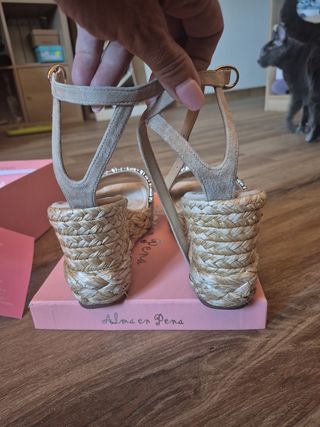 Sandalias Alma en Pena Beige Talla 39