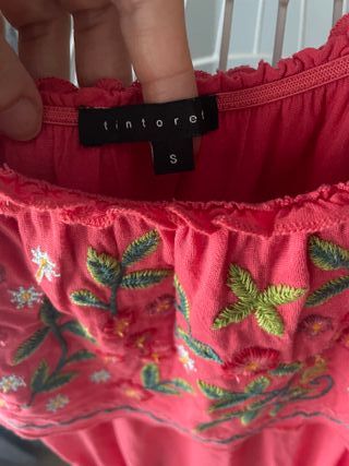 Vestido Tintoretto rosa bordado talla S