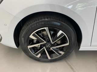 Opel Corsa 2025  KMO