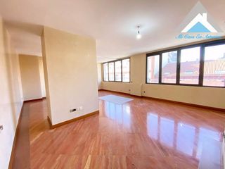 Piso en venta en Zona Teatro Campoamor en Oviedo