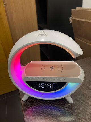 Lámpara Bluetooth Multicolor con Carga Inalámbrica