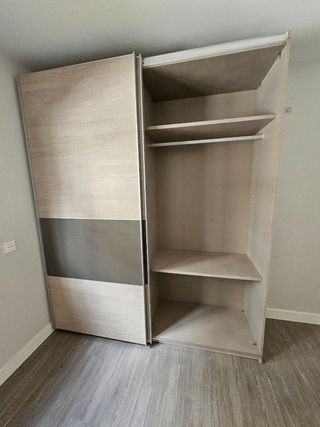 Armario moderno puertas correderas