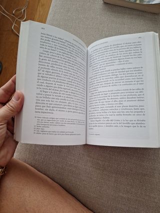 Leyendas y rimas / Legends and Rhymes (Literatu...