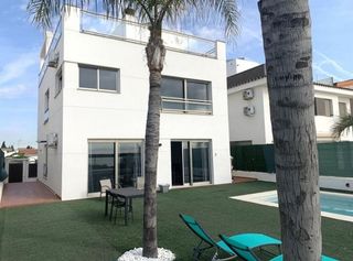 Chalet en venta en Zona Playa en Burriana