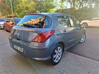 Peugeot 308 2010