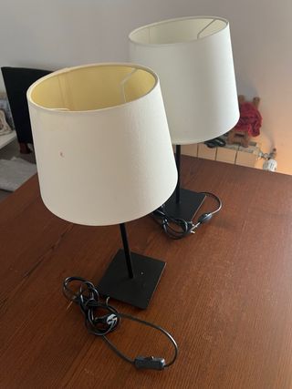 2 Lámparas de Mesa Blancas y Negras