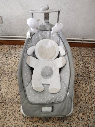 Mecedora musical para bebé