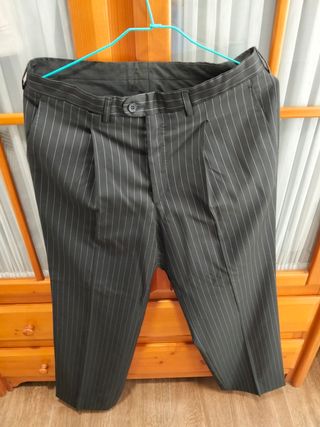 Traje completo gris para boda